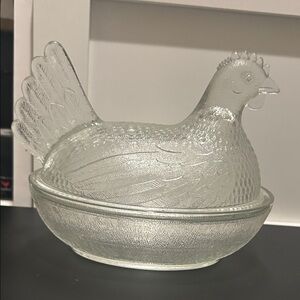 Clear Glass Hen Dish with lid Classic vintage makes a great gift